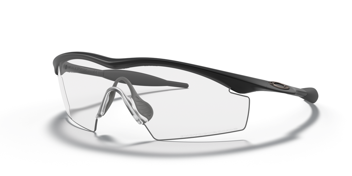 Oakley OO9060 M frame strike