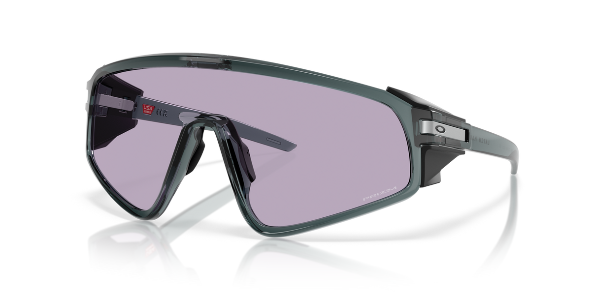Oakley OO9404 Latch panel