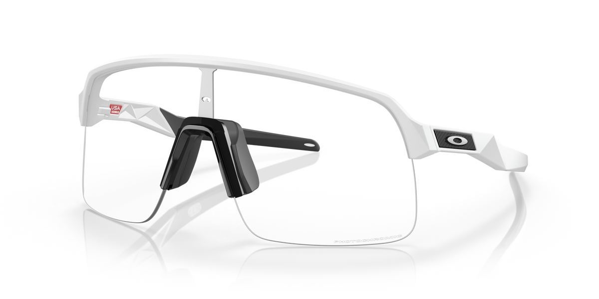 Oakley OO9463 Sutro lite