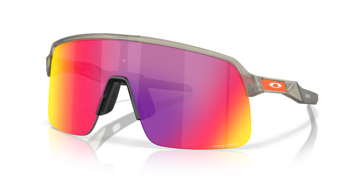 Oakley OO9463 Sutro lite