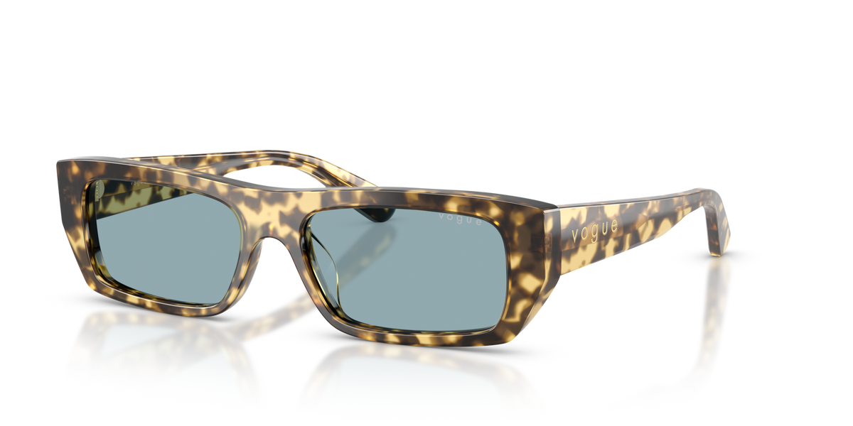 Vogue VO5657SU